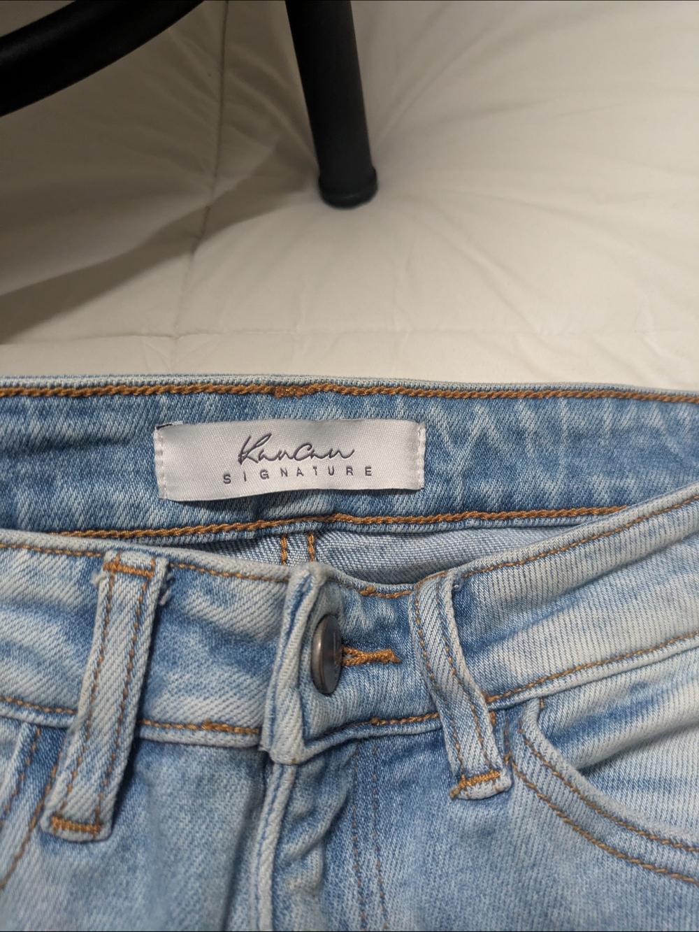 KanCan Light Wash High-Rise Jeans